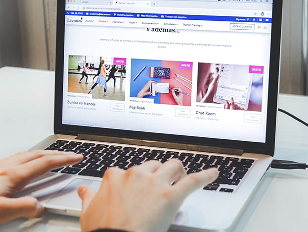 La opción más cómoda: aprende desde cualquier lugar